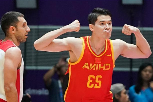 体育娱乐服务平台-浙江稠州训练开放日，集结日主帅复盘引欢呼，全明星赛在即，身体对抗强度拉满(俄军两栖飞机黑海摧毁无人艇)